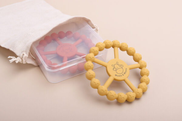 Mums&Moore Round Silicone teether - Image 11